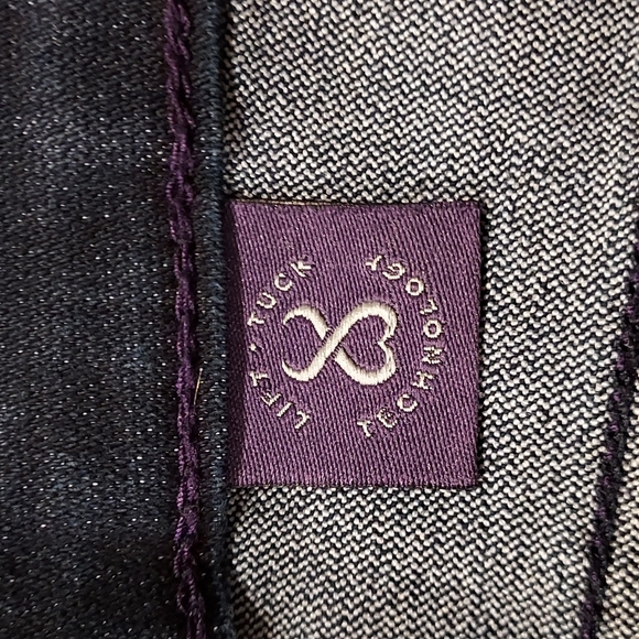 NWOT Women's NYDJ Denim Lift Tuck Capris Size 10 - Picture 6 of 11